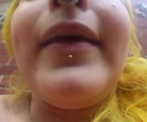 Giantess bbw put in her..